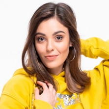 Евелин Костова